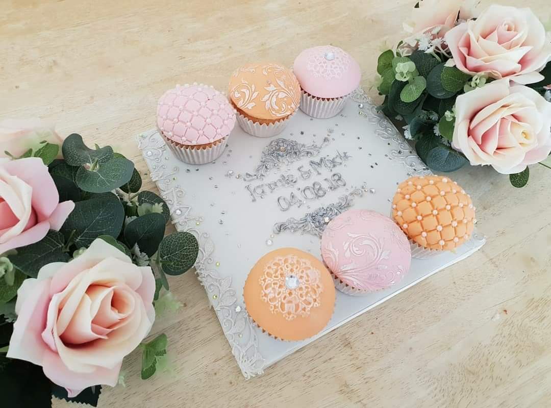 A decorative personalised platter with six decorative vanilla cupcakes perfect for any occasional gift.   The platter is gift wrapped in cellophane.